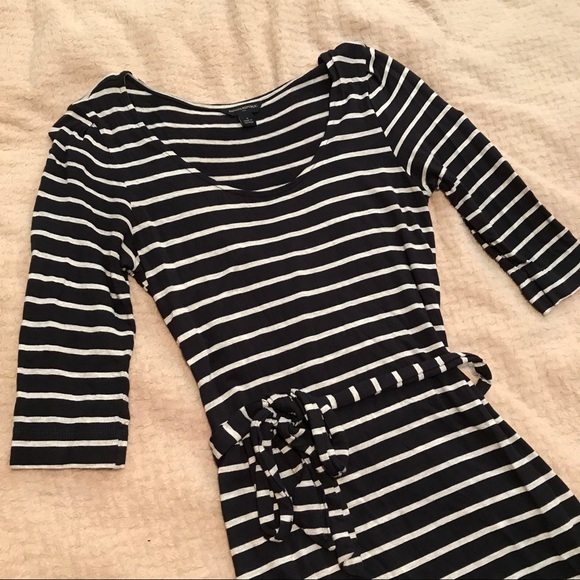 Banana Republic Dresses & Skirts - Striped Banana Republic dress size 4